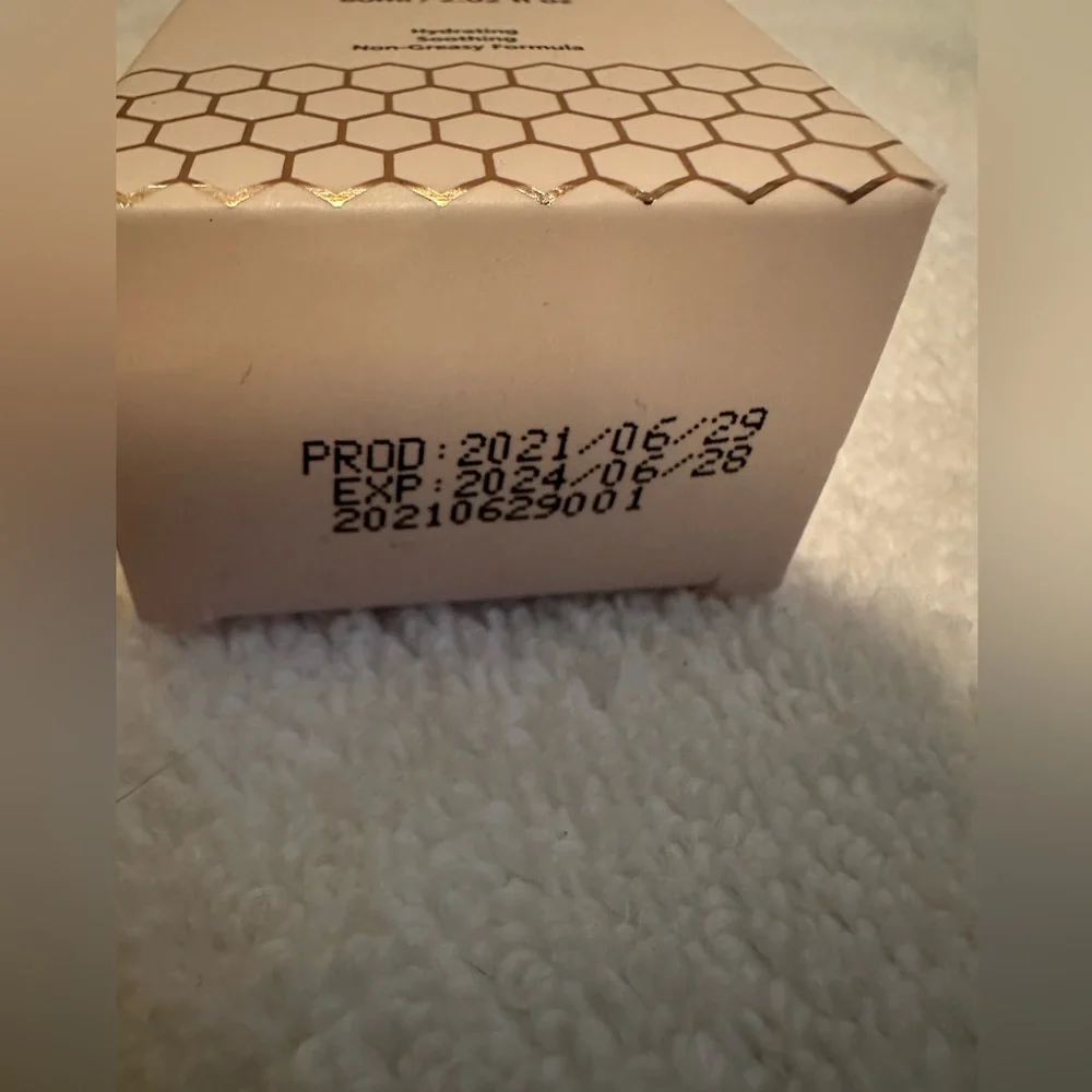 NIB- [EMPOW{HER} BEAUTY]‎ Nourishing Foot Lotion 2.02 fl oz